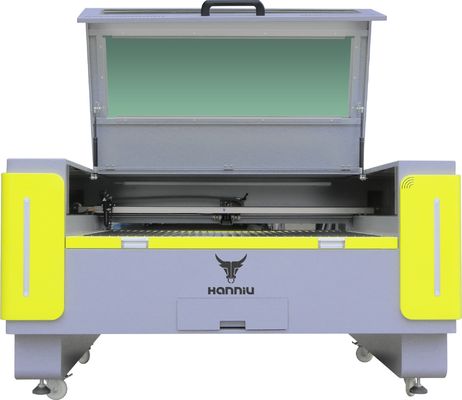 購入 水冷却 CO2レーザー切断機 80W 100w 高精度紙切断のために オンライン製造