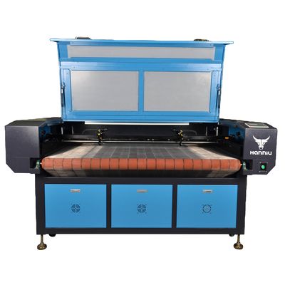 acheter Machine automatique de découpe au laser à fibres 150W pour vêtements de sport fabrication en ligne